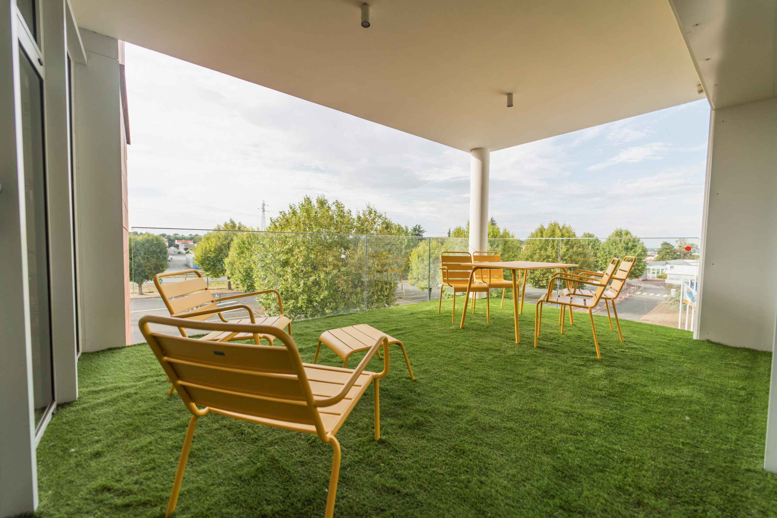 accès terrasse couverte
